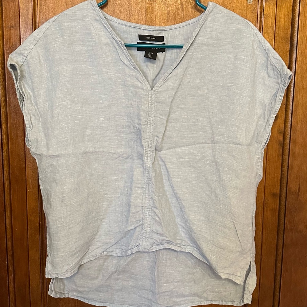 Tahari blue linen top